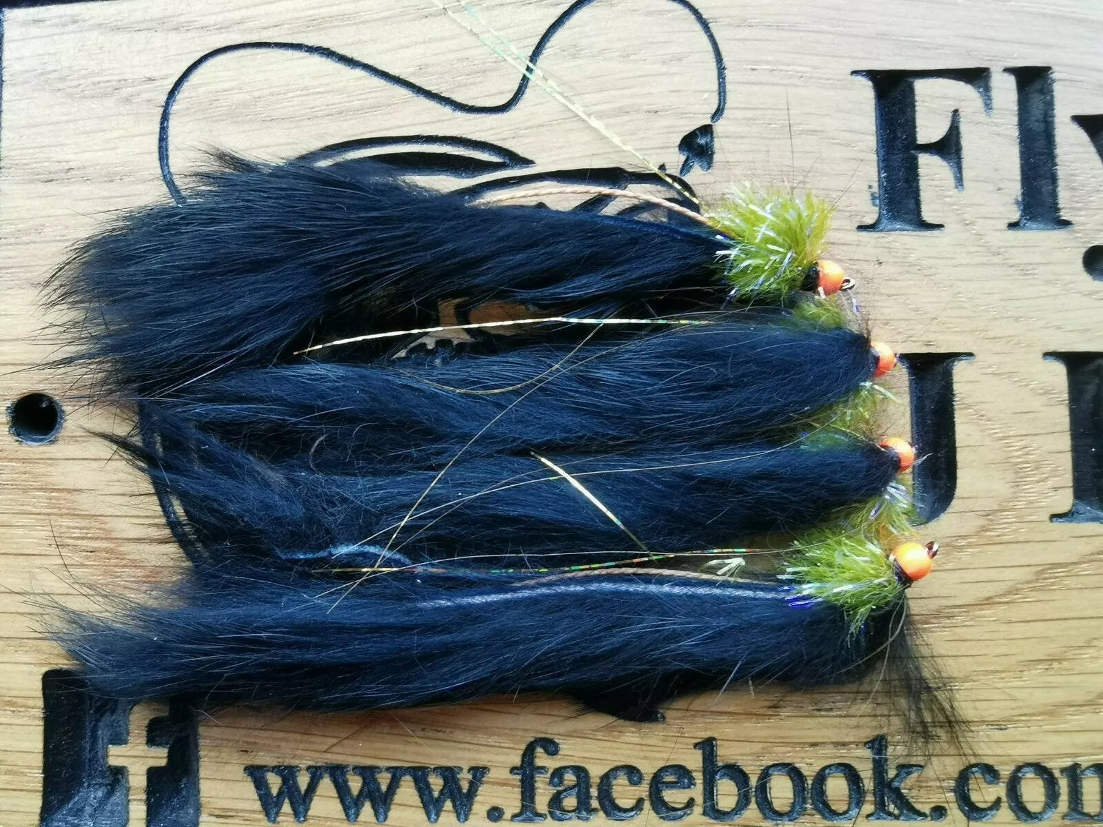 ALLY McCOIST SNAKE SIZE 10 BARBED HOOK