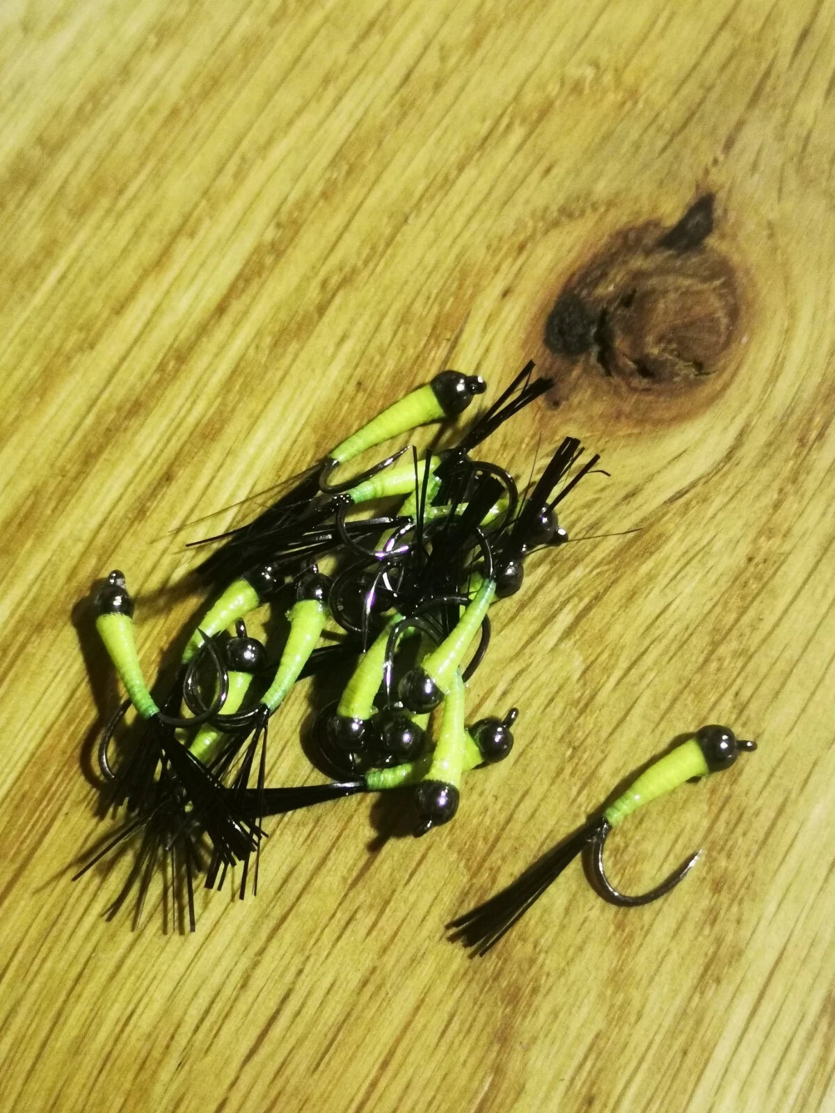 6 Viva Themed flash tail stalking bugs barbless Size 10