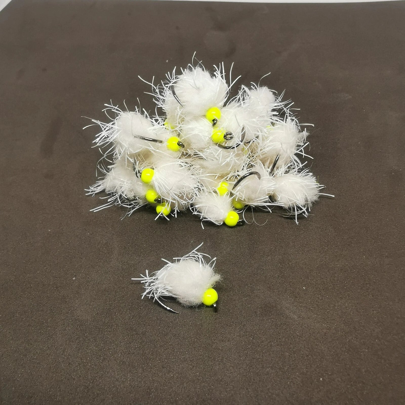 6 WHITE /WHITE STRAGGLE EGG-IT BLOBS TROUT FLIES  SIZE 10 BARBLESS HOTHEAD